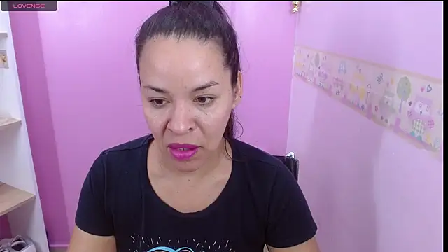 Snapshot of Lizeth_Bels chatting on 01/19/25, 02:59 Lizeth Bels online show from 01/19/25, 02:59