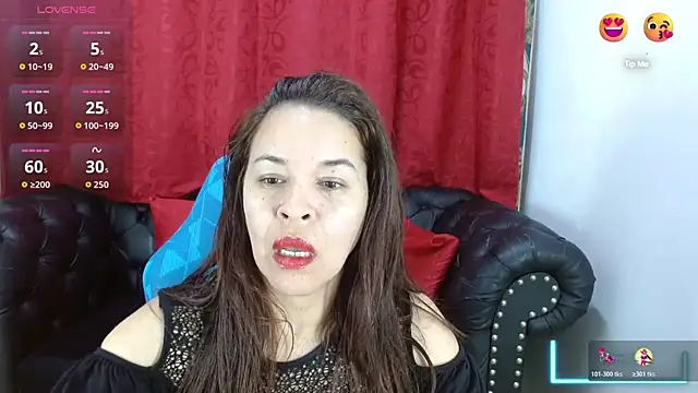 Snapshot of Lizeth_Bels chatting on 07/14/26, 07:41 Lizeth Bels online show from 07/14/26, 07:41