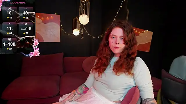 SophiePure online show from 02/25/25, 08:30