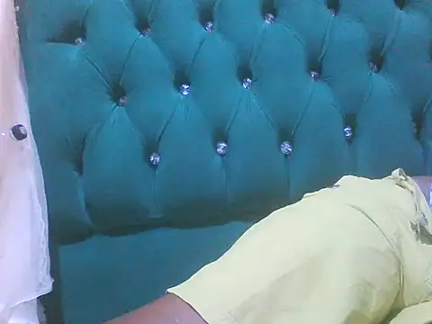 Sexy Riri online show from 11/22/25, 01:21