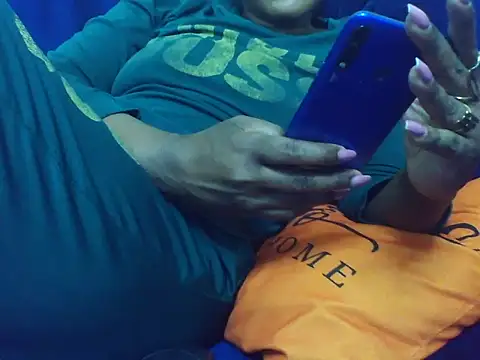 Sexy Riri online show from 04/18/26, 03:16