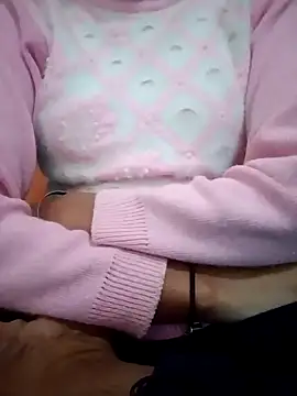 Snapshot of Mangla_Bhabhi chatting on 02/08/25, 03:08 Mangla Bhabhi online show from 02/08/25, 03:08