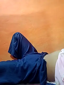 Snapshot of Mangla_Bhabhi chatting on 09/16/25, 01:28 Mangla Bhabhi online show from 09/16/25, 01:28