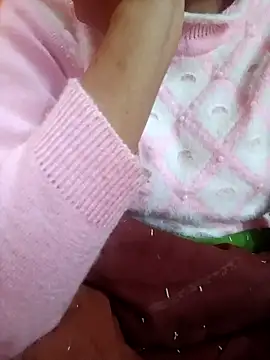 Snapshot of Mangla_Bhabhi chatting on 12/22/25, 09:28 Mangla Bhabhi online show from 12/22/25, 09:28