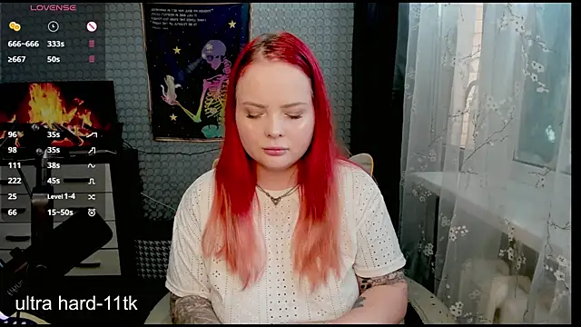 Snapshot of flower_sarah_ chatting on 08/03/26, 02:44 flower sarah online show from 08/03/26, 02:44