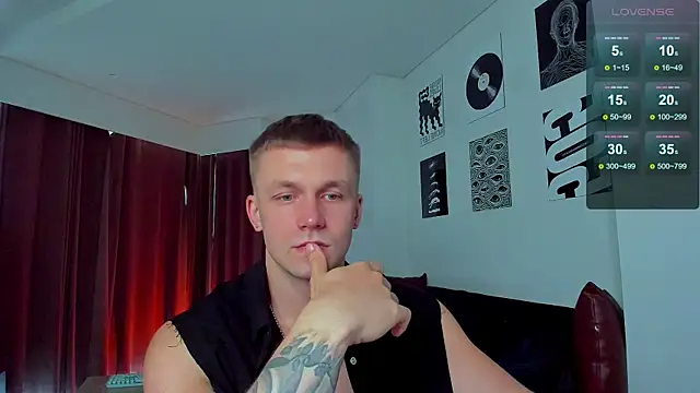 Snapshot of Samuel_Andrew chatting on 07/30/26, 04:00 Samuel Andrew online show from 07/30/26, 04:00