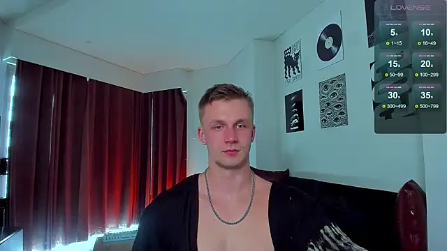Snapshot of Samuel_Andrew chatting on 08/01/26, 12:54 Samuel Andrew online show from 08/01/26, 12:54