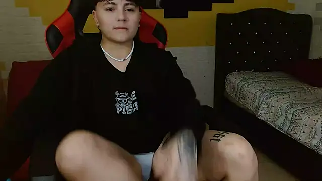 isabeautyx19 online show from 12/04/25, 04:22