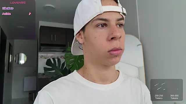 grey   27 online show from 10/20/25, 12:27