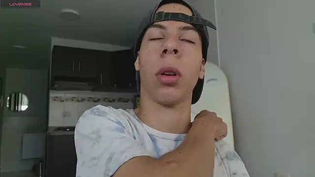 grey   27 online show from 02/27/26, 11:32