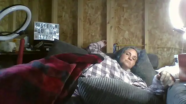 Snapshot of stellaquinn1775 chatting on 10/02/25, 02:35 stellaquinn1775 online show from 10/02/25, 02:35