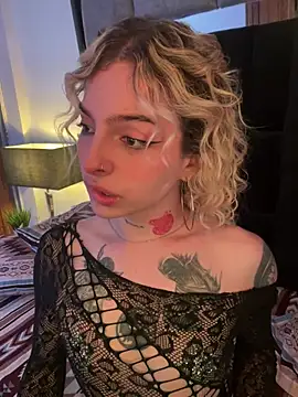 Snapshot of Bonnie_vega chatting on 01/14/26, 08:25 Bonnie vega online show from 01/14/26, 08:25