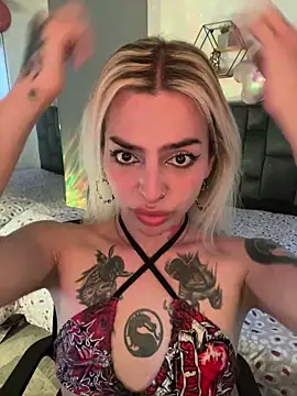 Snapshot of Bonnie_vega chatting on 02/22/26, 09:02 Bonnie vega online show from 02/22/26, 09:02