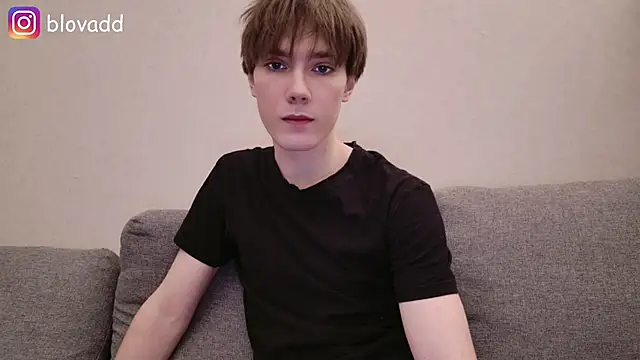 callmenineoneseven online show from 02/16/26, 01:24