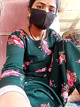 Mamta Chaterjee online show from 04/28/26, 01:48