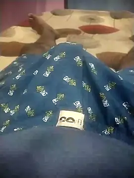 Snapshot of ak007_desire chatting on 10/04/25, 12:08 ak007 desire online show from 10/04/25, 12:08