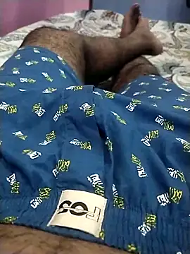 Snapshot of ak007_desire chatting on 10/19/25, 08:31 ak007 desire online show from 10/19/25, 08:31