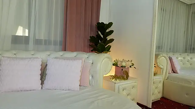 NinaCrystal1 online show from 07/14/26, 07:46