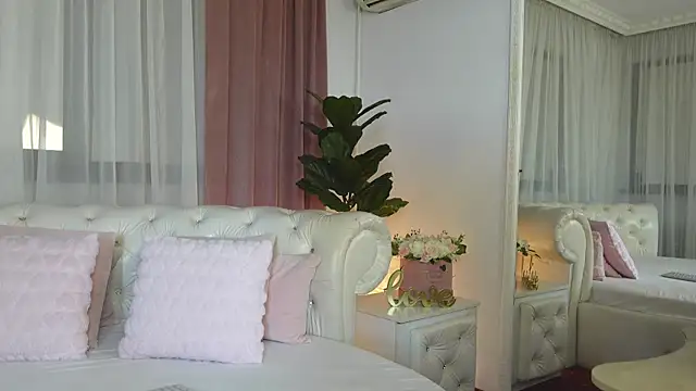 NinaCrystal1 online show from 07/23/26, 10:13
