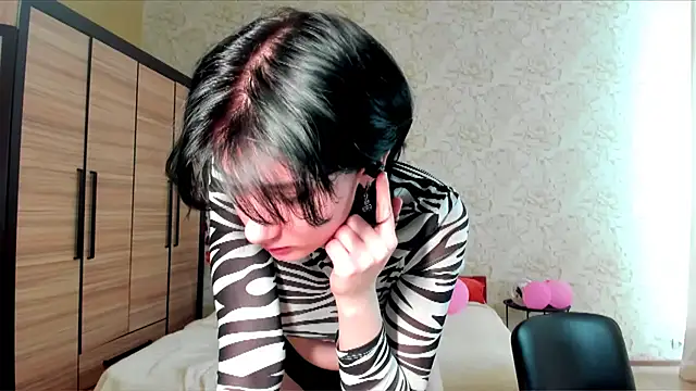 JulisSweet online show from 02/16/25, 01:38