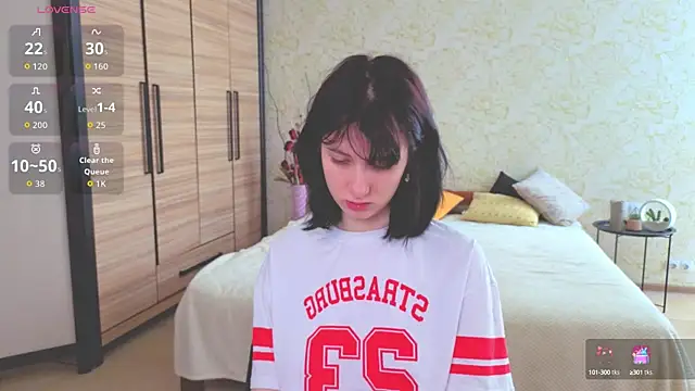 JulisSweet online show from 10/04/25, 06:55