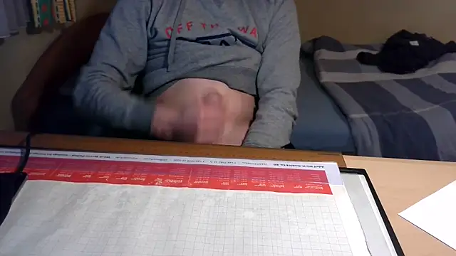 Snapshot of SissyStefanie chatting on 12/17/24, 06:20 SissyStefanie online show from 12/17/24, 06:20