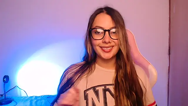 lalawhitte online show from 10/28/25, 09:28