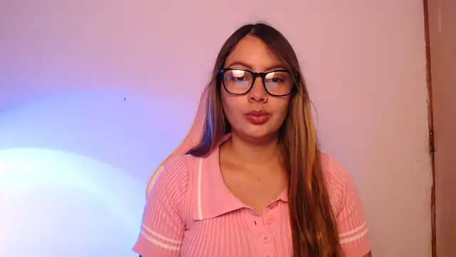 lalawhitte online show from 11/19/25, 01:55