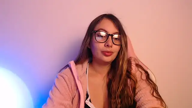 lalawhitte online show from 12/22/25, 12:13