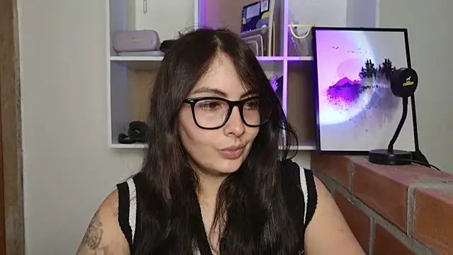 Snapshot of lalawhitte chatting on 06/02/26, 03:25 lalawhitte online show from 06/02/26, 03:25