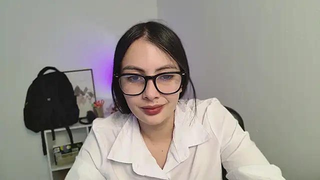 Snapshot of lalawhitte chatting on 07/22/26, 09:17 lalawhitte online show from 07/22/26, 09:17