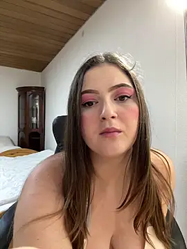 Kamilla Loop online show from 05/21/26, 11:34