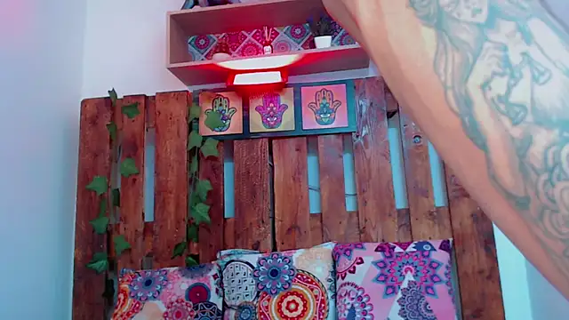 Snapshot of SARA_VAL3NTINA_ chatting on 09/09/25, 11:26 SARA VAL3NTINA  online show from 09/09/25, 11:26