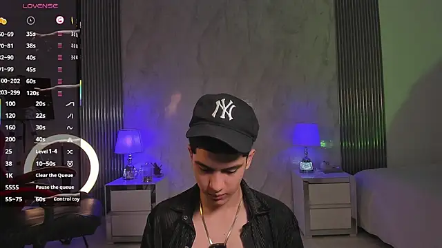 Brat  online show from 04/10/26, 04:23