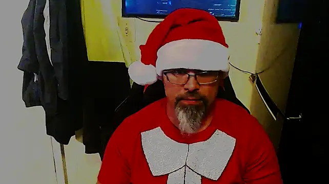 Snapshot of KrazyLegz chatting on 12/24/24, 08:05 KrazyLegz online show from 12/24/24, 08:05