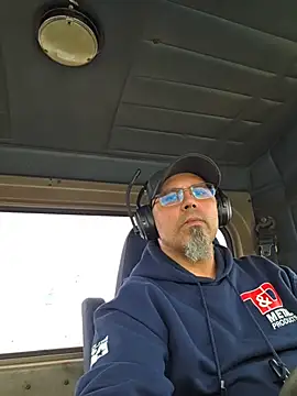 KrazyLegz online show from 03/27/26, 05:34