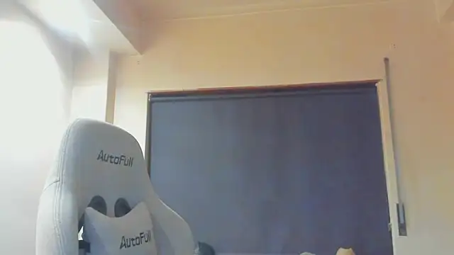 Snapshot of Bicopflirt chatting on 12/03/25, 01:35 Bicopflirt online show from 12/03/25, 01:35