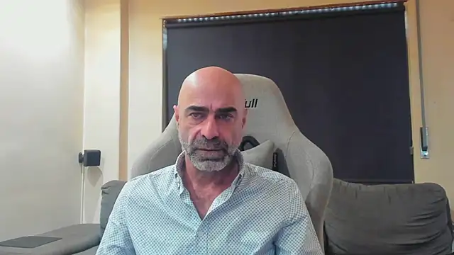 Snapshot of Bicopflirt chatting on 02/26/26, 12:48 Bicopflirt online show from 02/26/26, 12:48