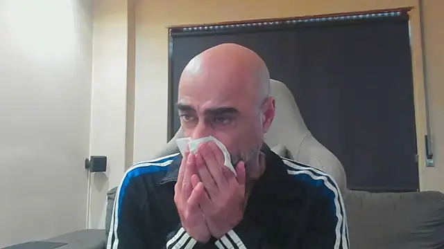 Snapshot of Bicopflirt chatting on 03/12/26, 01:50 Bicopflirt online show from 03/12/26, 01:50