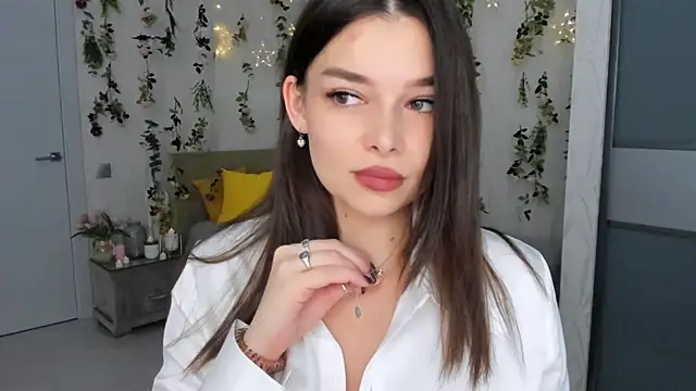 ContinentOfTranquility online show from 11/06/25, 01:06