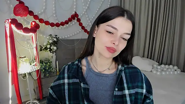 ContinentOfTranquility online show from 04/06/26, 04:46