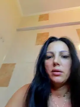 ReiyaRey online show from 04/24/26, 07:05
