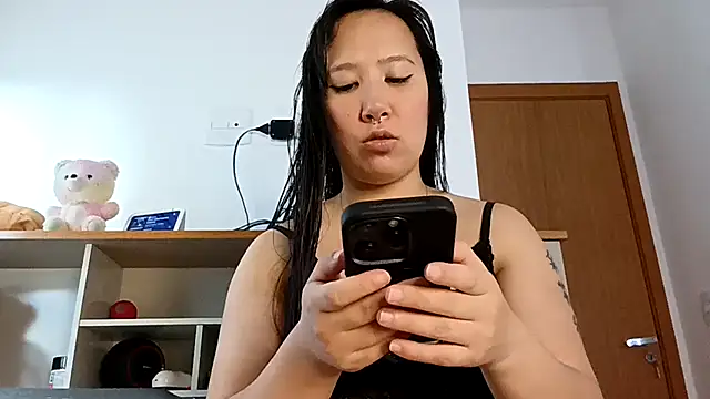 Snapshot of Japabaixinha chatting on 12/13/25, 09:09 Japabaixinha online show from 12/13/25, 09:09