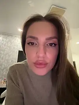 BellaHalles online show from 02/27/25, 03:48