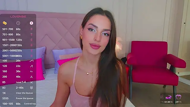 BellaHalles online show from 03/18/25, 09:20