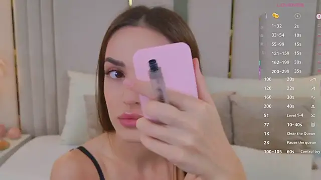 BellaHalles online show from 04/20/26, 05:43