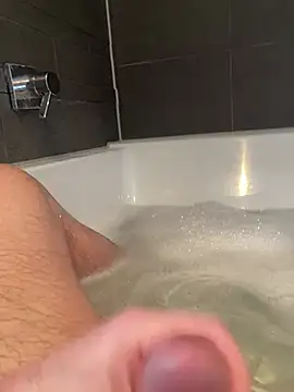 LivingLegend1978 online show from 03/02/25, 09:21