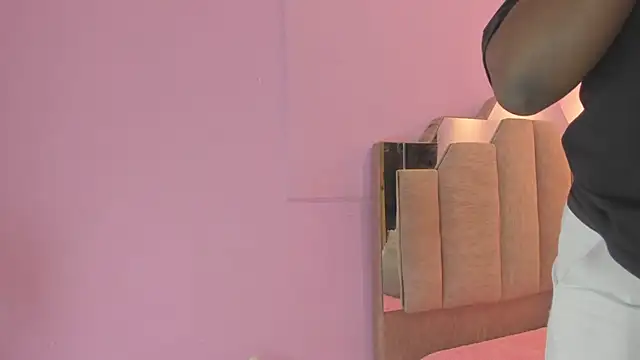 LoveQueen2 online show from 10/07/25, 11:51