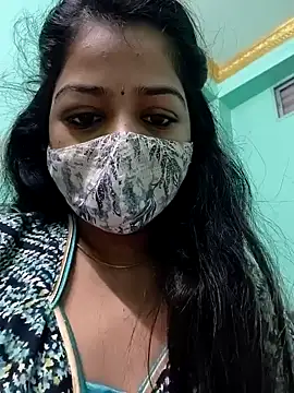 Snapshot of Monalisa_Singh chatting on 01/04/25, 11:54 Monalisa Singh online show from 01/04/25, 11:54