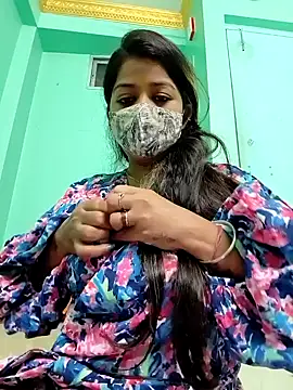 Snapshot of Monalisa_Singh chatting on 01/16/25, 05:44 Monalisa Singh online show from 01/16/25, 05:44